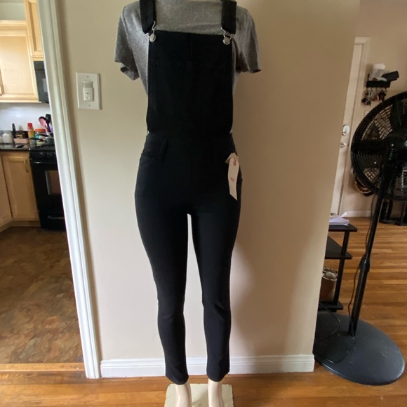 Jumpsuits | Levis Black Skinny Overalls 
